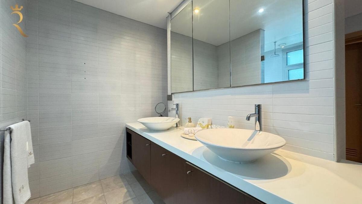Luxury Al Muneera Townhouse * Abu Dhabi