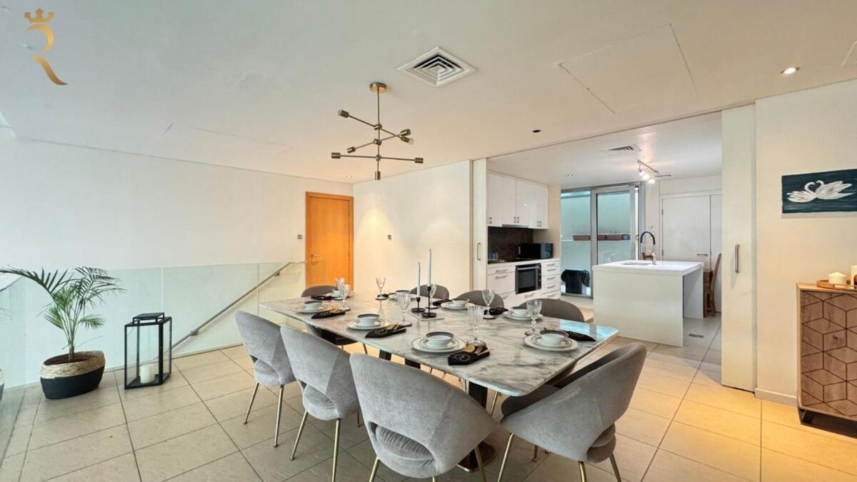 Luxury Al Muneera Townhouse * Abu Dhabi
