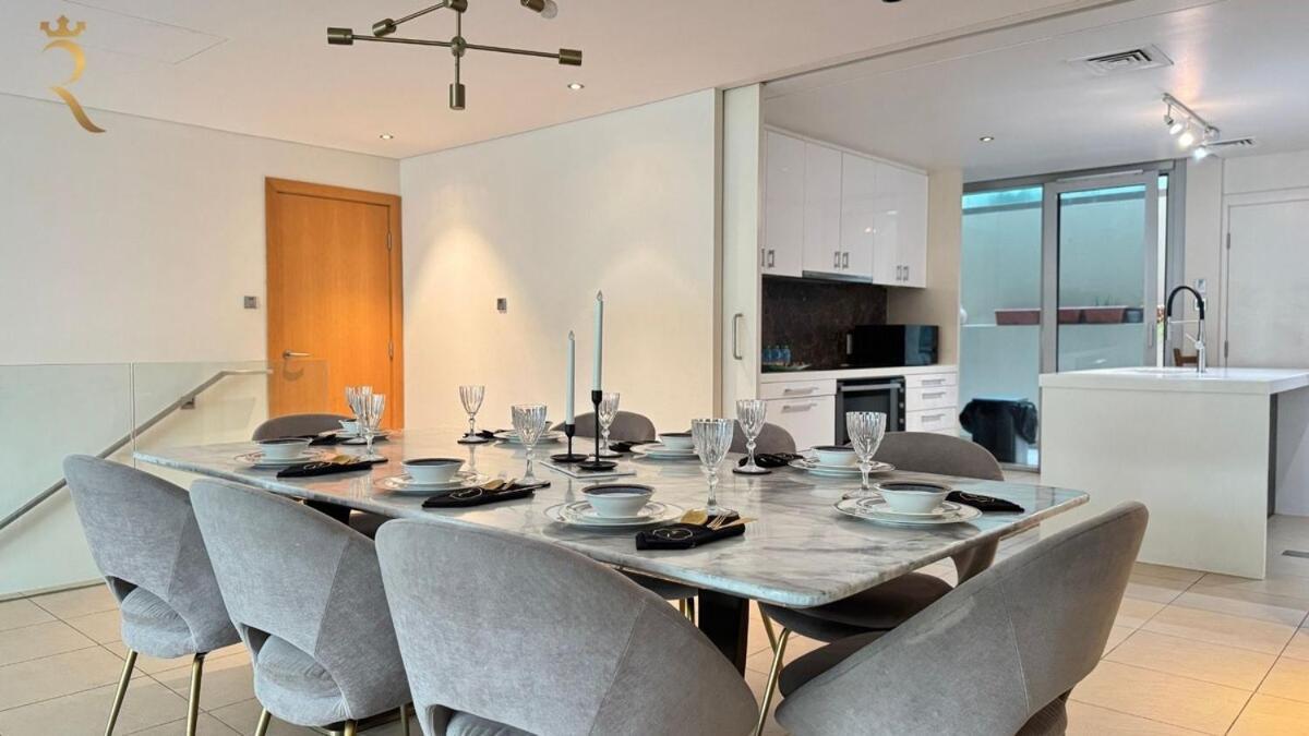 Luxury Al Muneera Townhouse Villa *